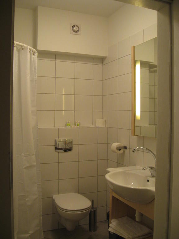5A Hotel Services Κοστζαλίν Εξωτερικό φωτογραφία